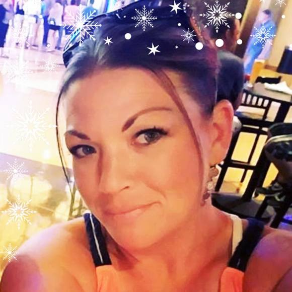 Meet your Posher, Tara - Picture 1 of 1